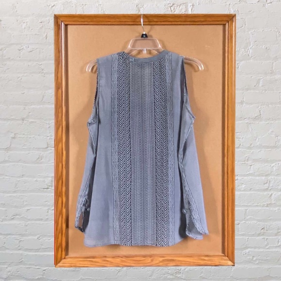 Apt 9 Black and White Sleeveless top with Tank Size Large - Picture 2 of 8